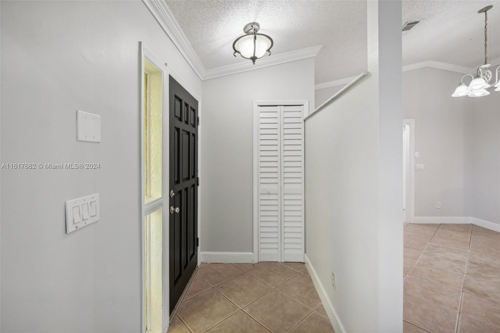 257 SW Whitmore Dr, Port St. Lucie