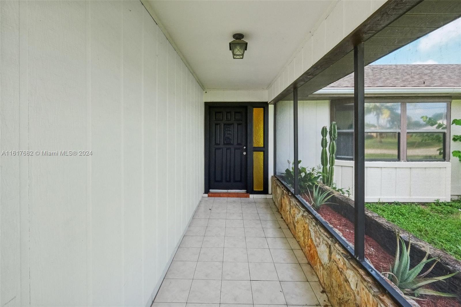 257 SW Whitmore Dr, Port St. Lucie