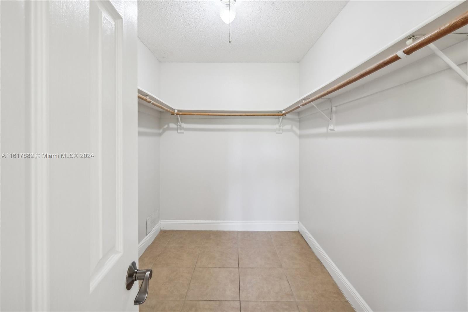 257 SW Whitmore Dr, Port St. Lucie