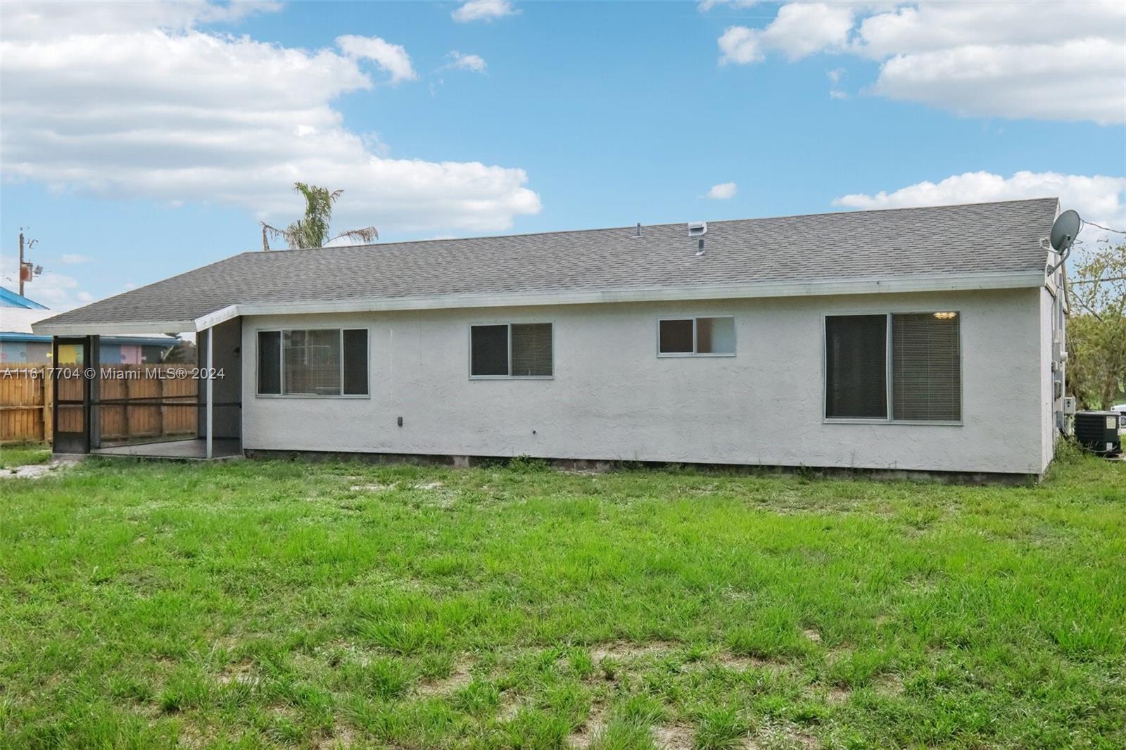 1951 SE Aneci St, Port St. Lucie