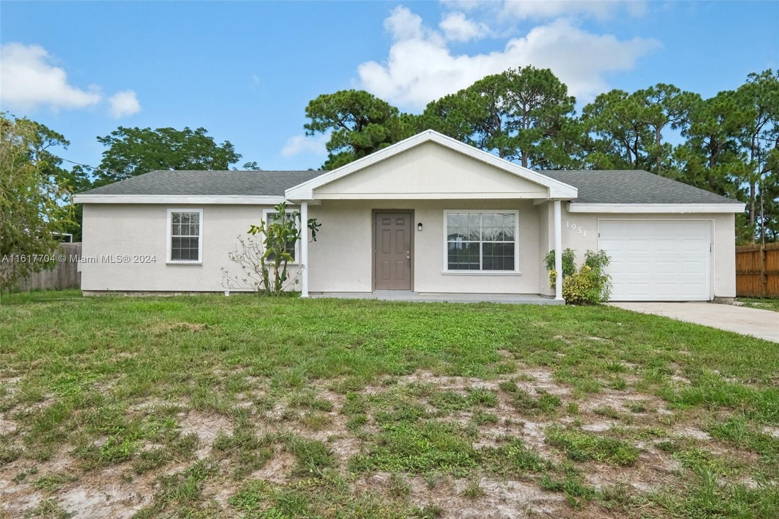 1951 SE Aneci St, Port St. Lucie