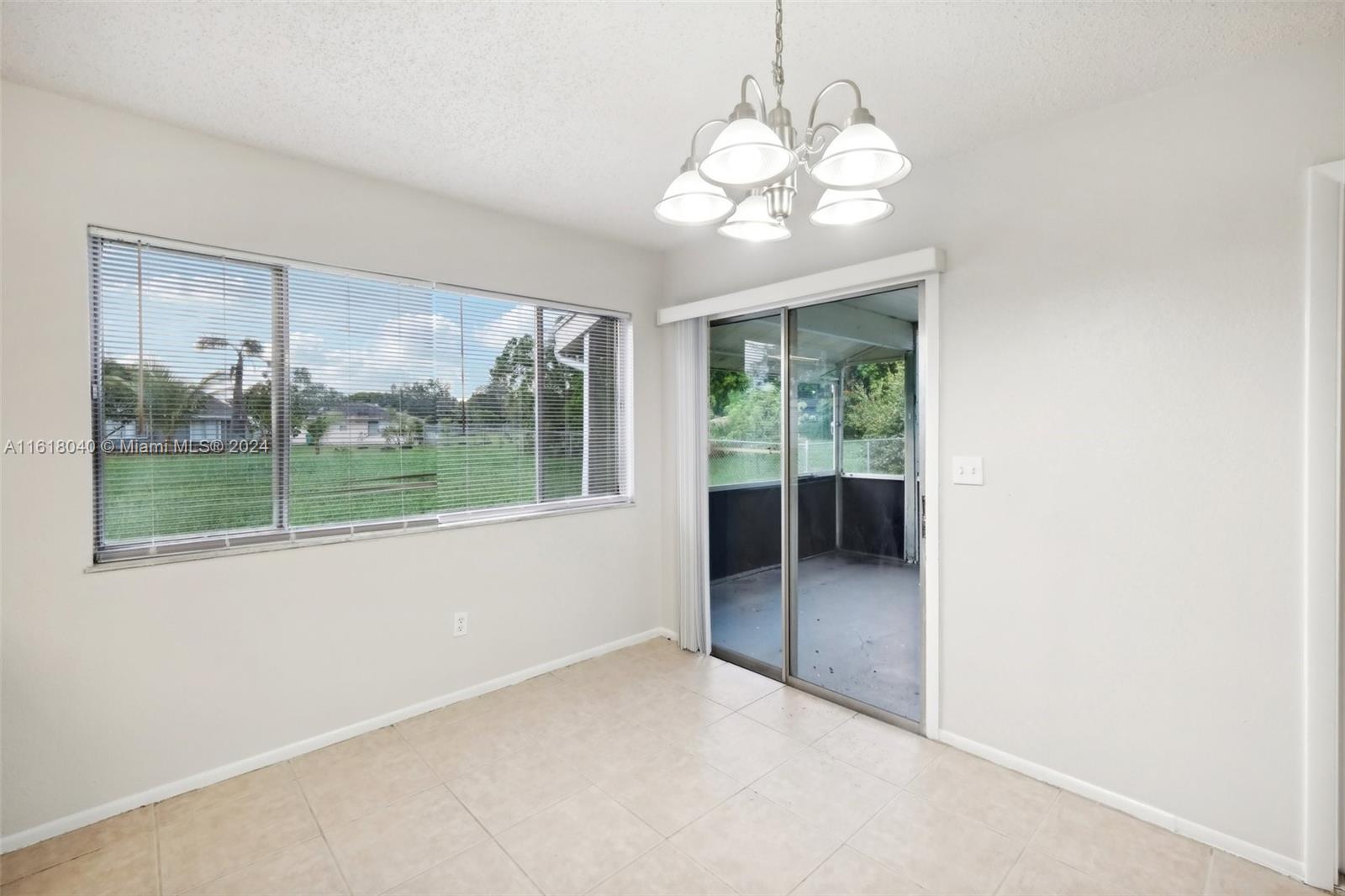 363 SW Bridgeport Dr, Port St. Lucie