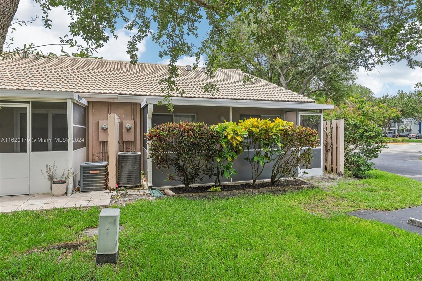 3185 Holiday Springs Blvd # 44