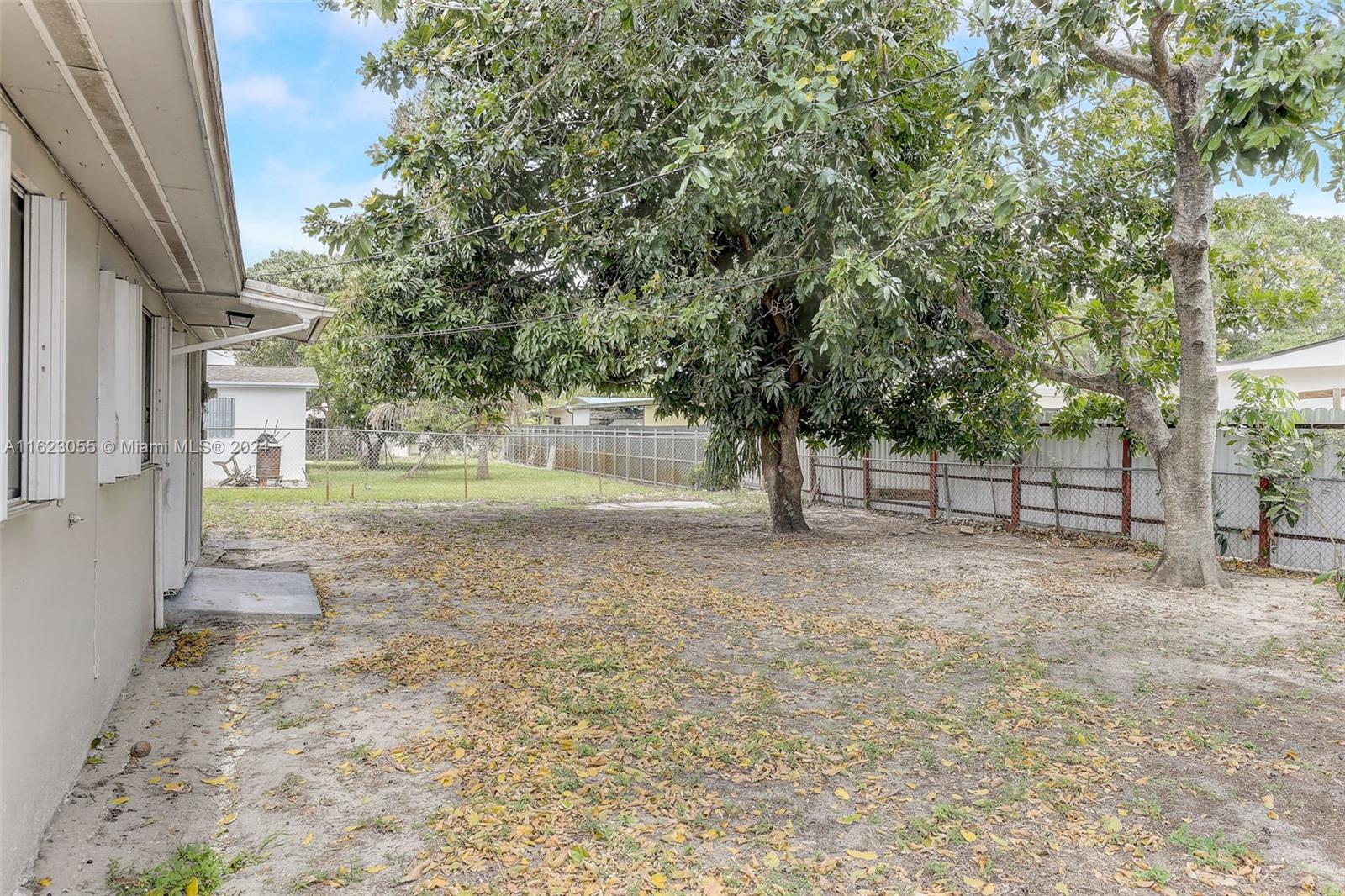 18711 NW 32nd Ct