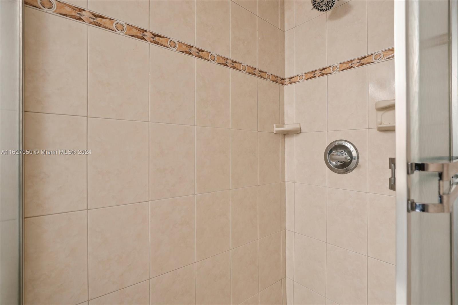 710 SW 95th Ter