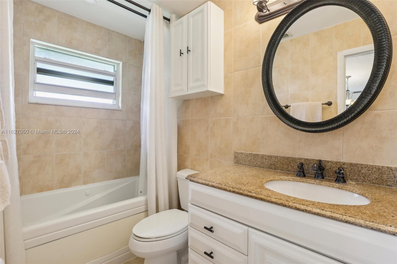 710 SW 95th Ter