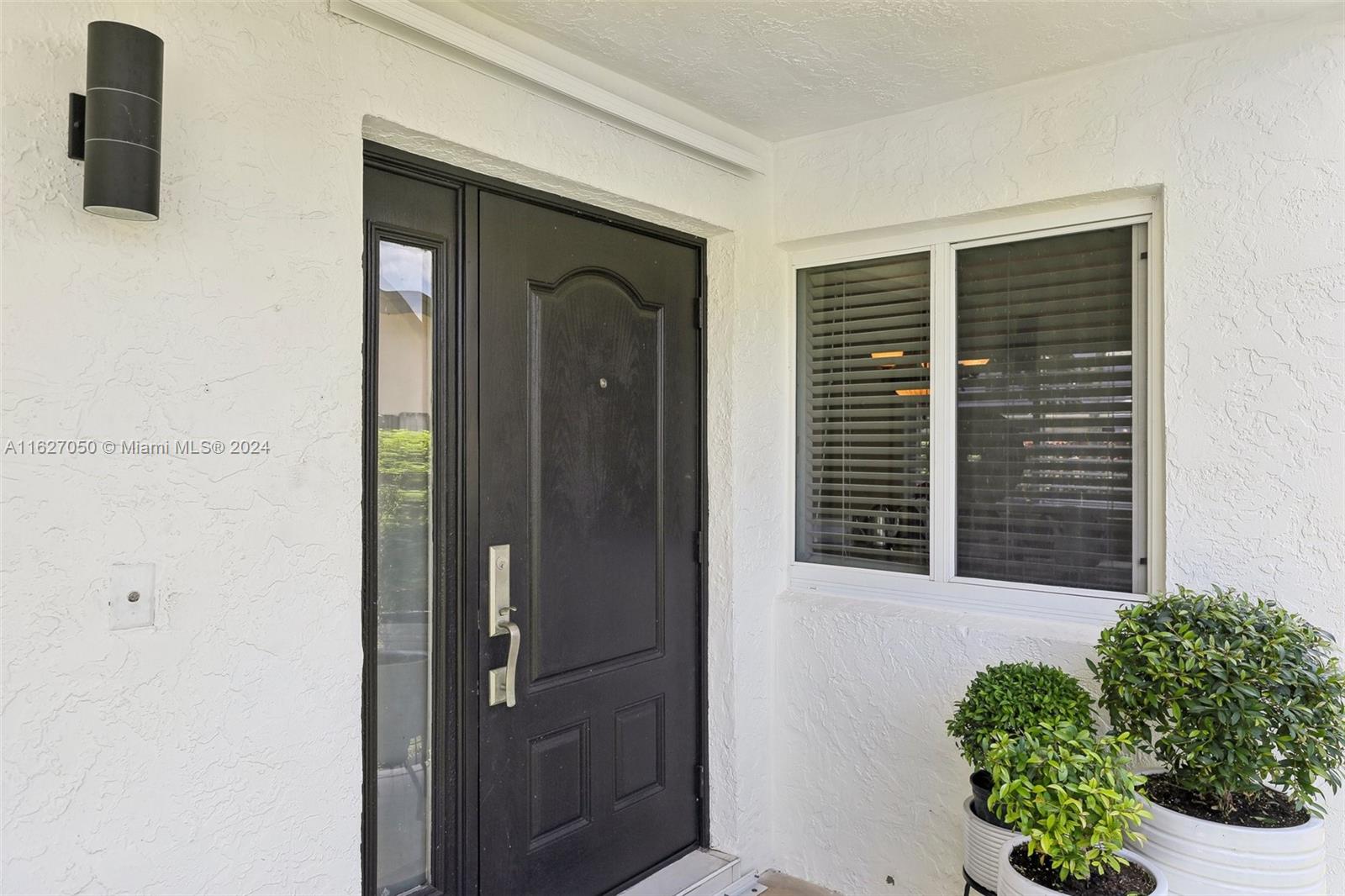 710 SW 95th Ter