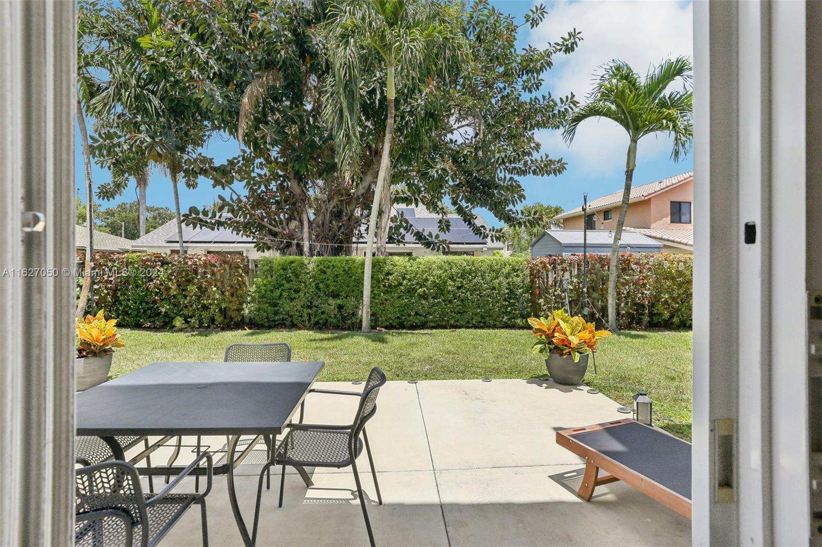 710 SW 95th Ter
