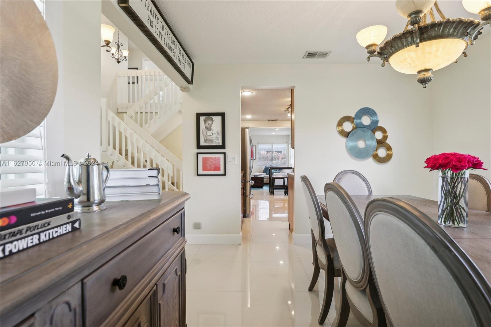 710 SW 95th Ter
