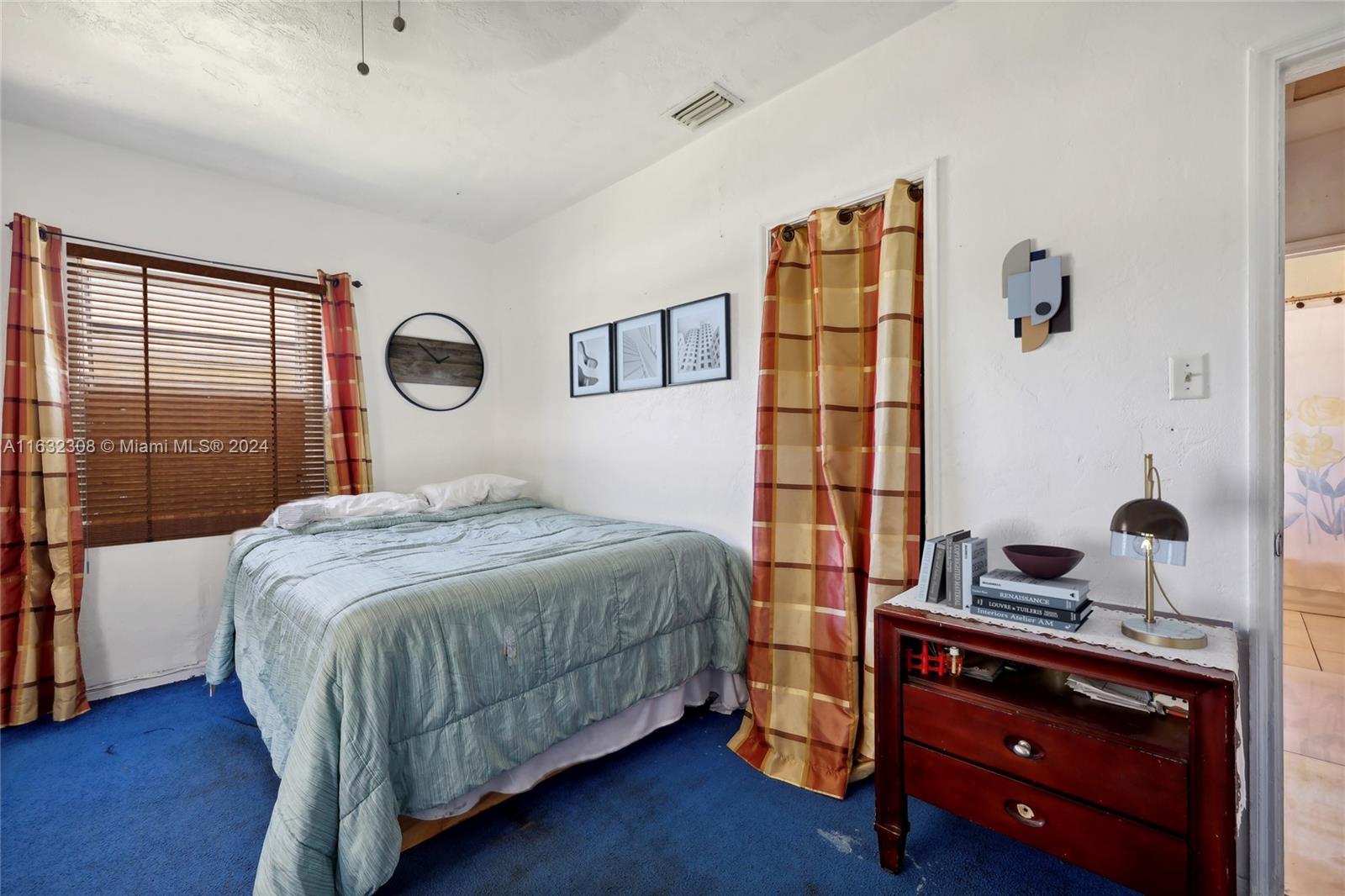 1240 NE 134th St