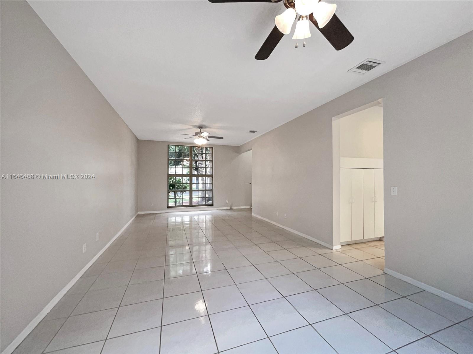 2832 Cayenne Ave