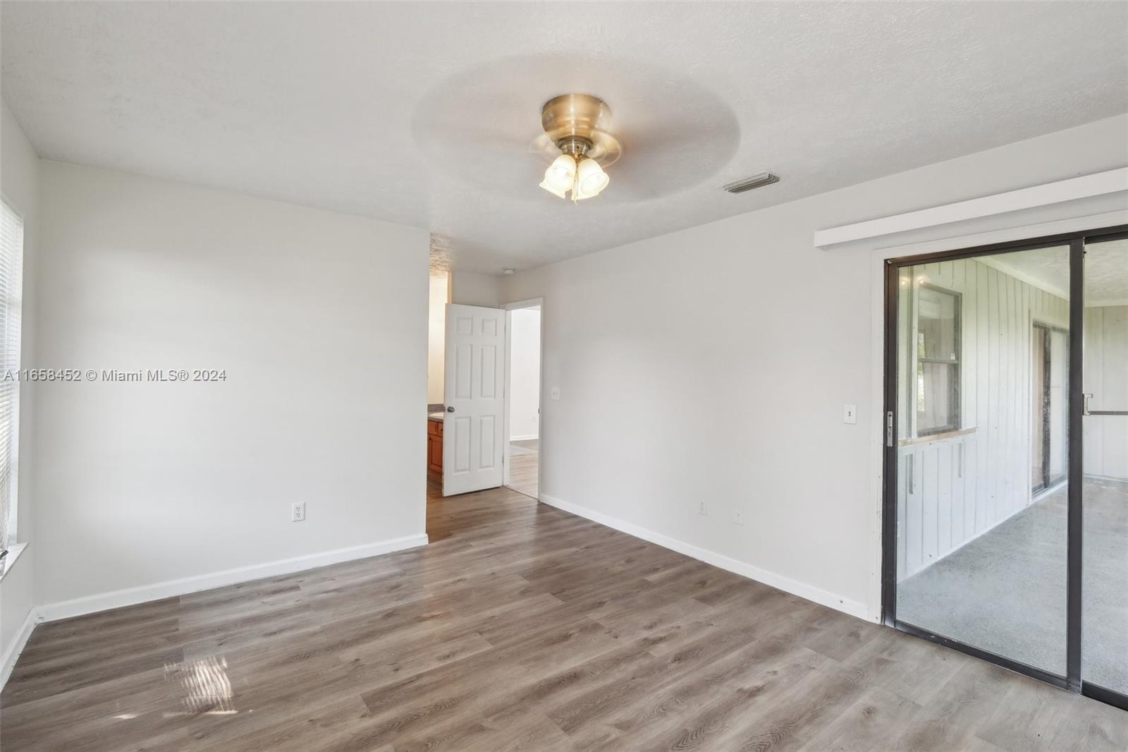 371 SE Fairchild Ave, Port St. Lucie