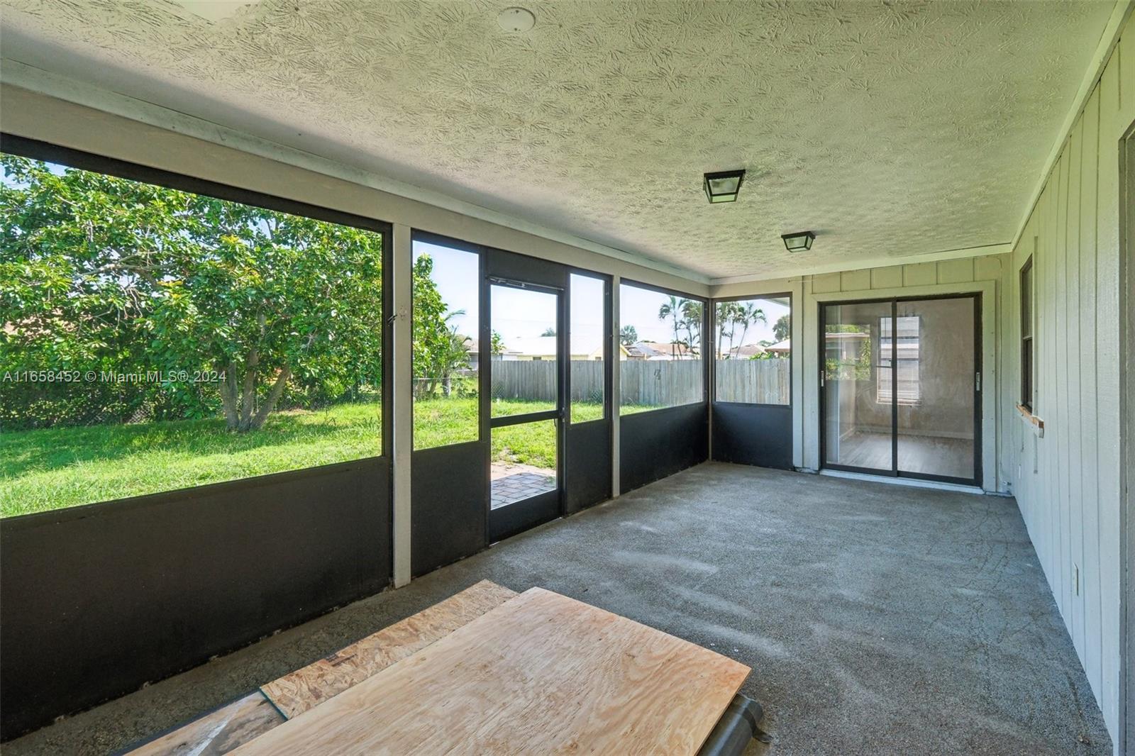 371 SE Fairchild Ave, Port St. Lucie