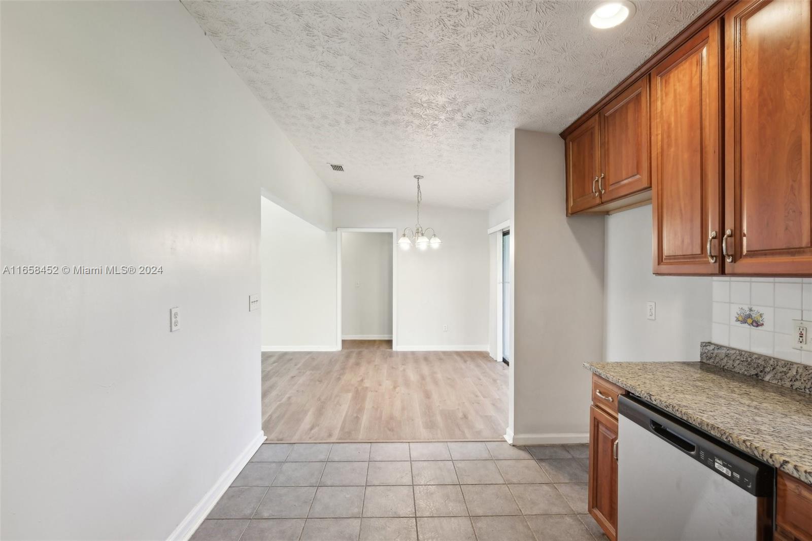 371 SE Fairchild Ave, Port St. Lucie