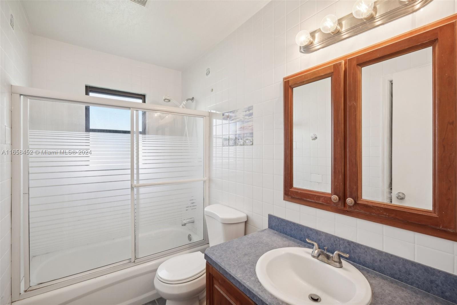 371 SE Fairchild Ave, Port St. Lucie