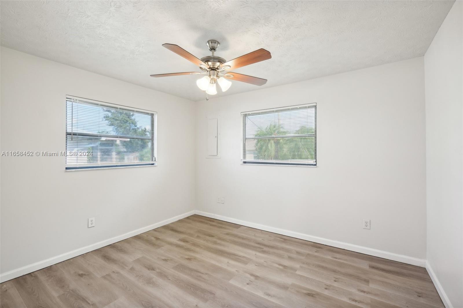 371 SE Fairchild Ave, Port St. Lucie