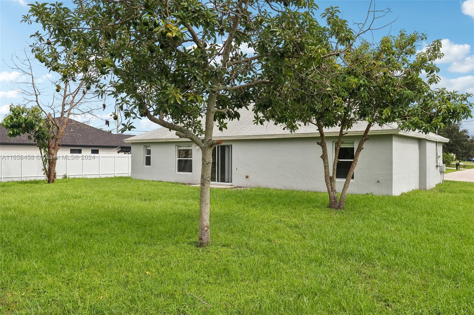 757 SW Acapulco Ter, Port St. Lucie