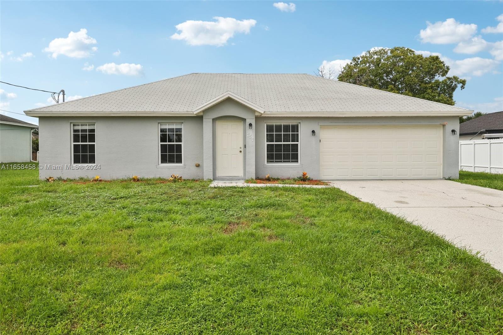 757 SW Acapulco Ter, Port St. Lucie