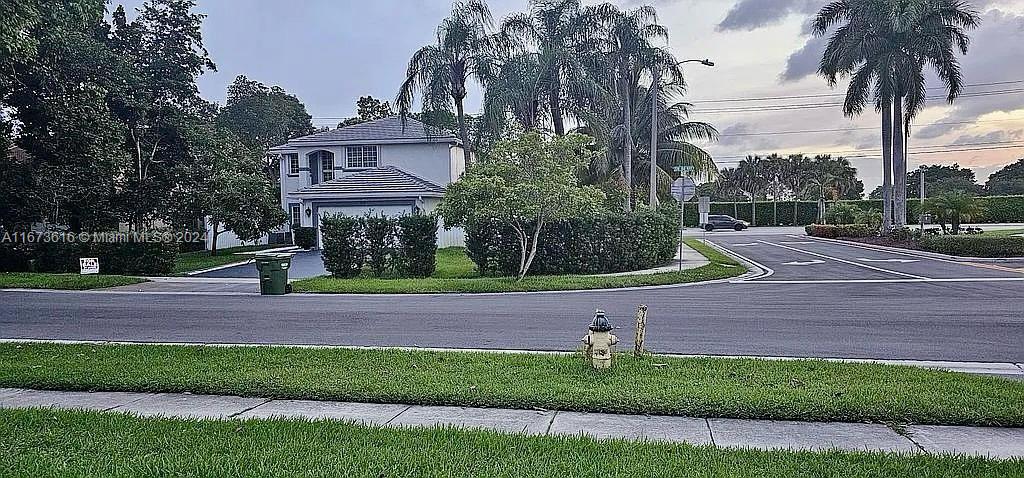 1230 SW 88th Way