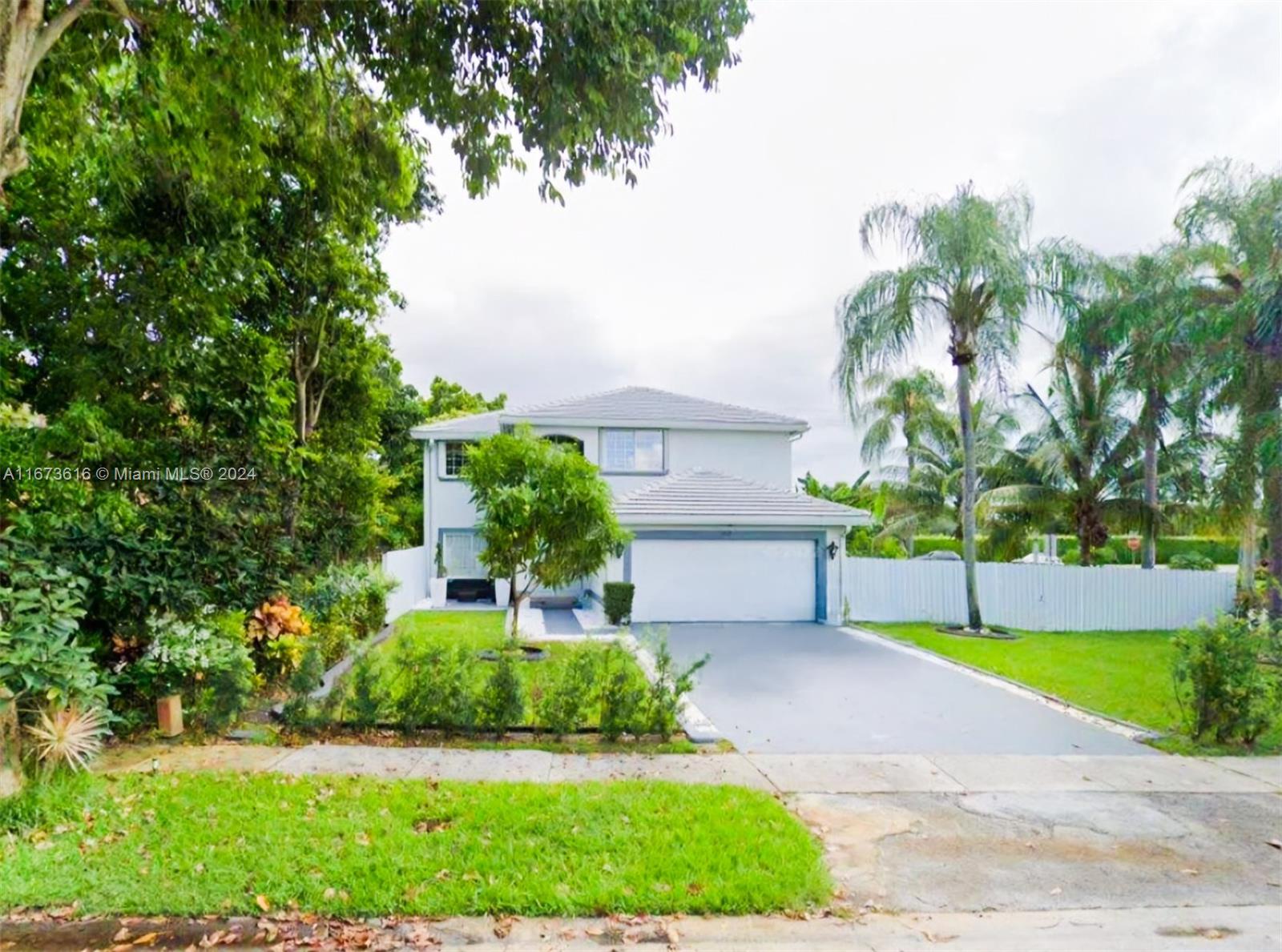 1230 SW 88th Way
