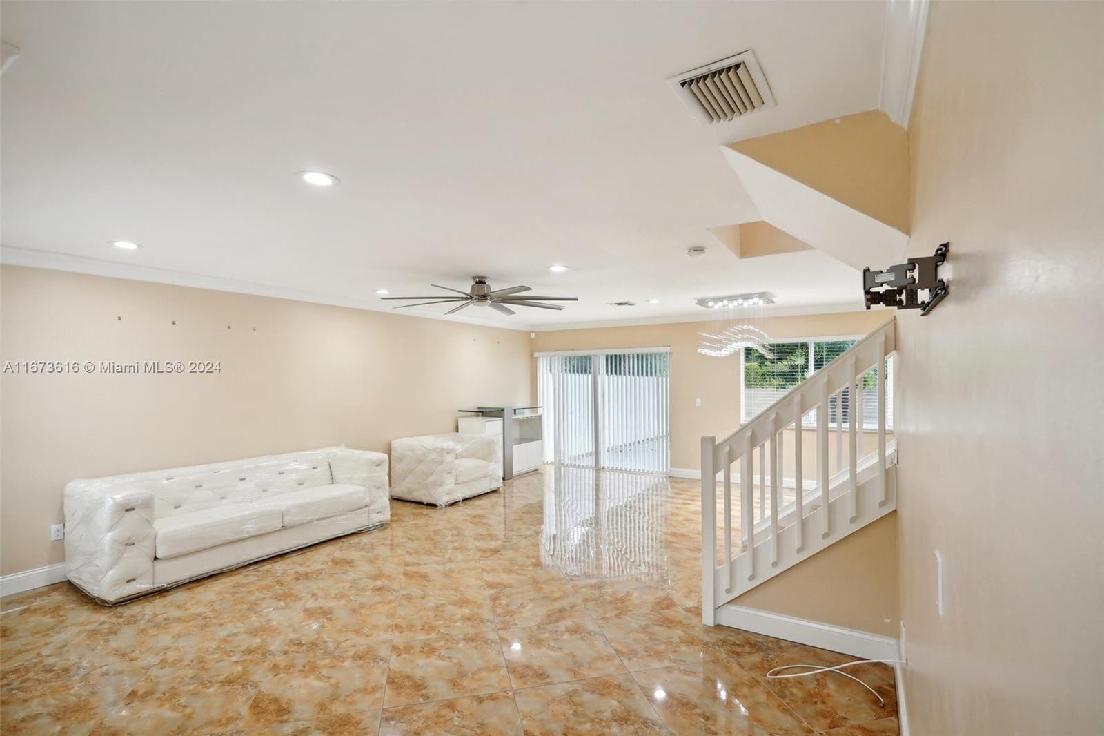 1230 SW 88th Way