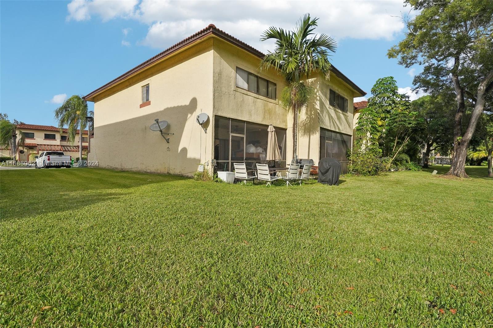 4648 NW 90th Ave # 4648