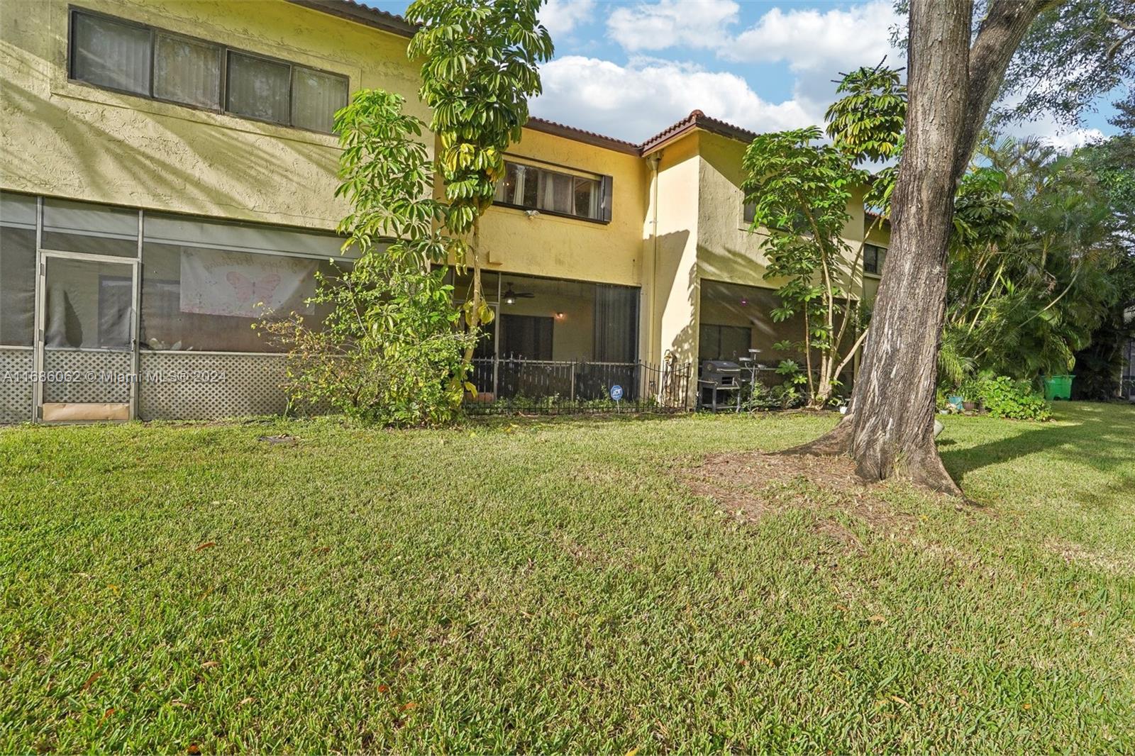 4648 NW 90th Ave # 4648