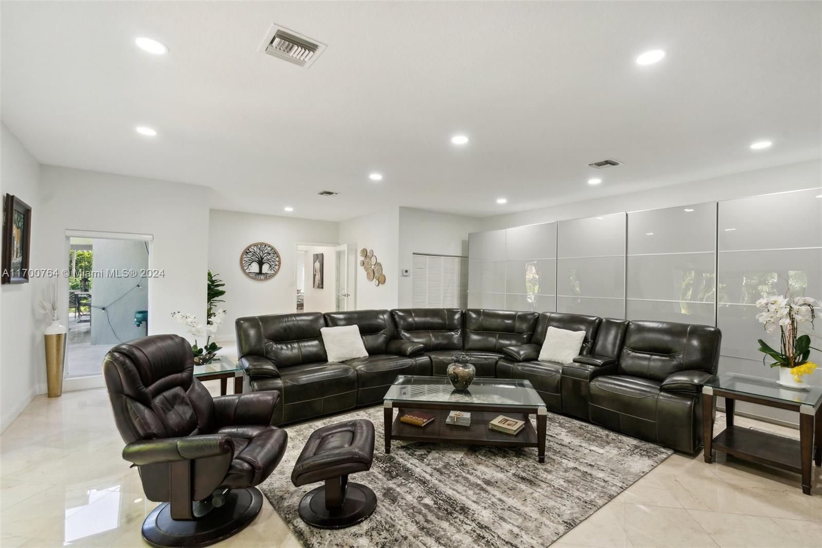 3350 SW 117th Ave