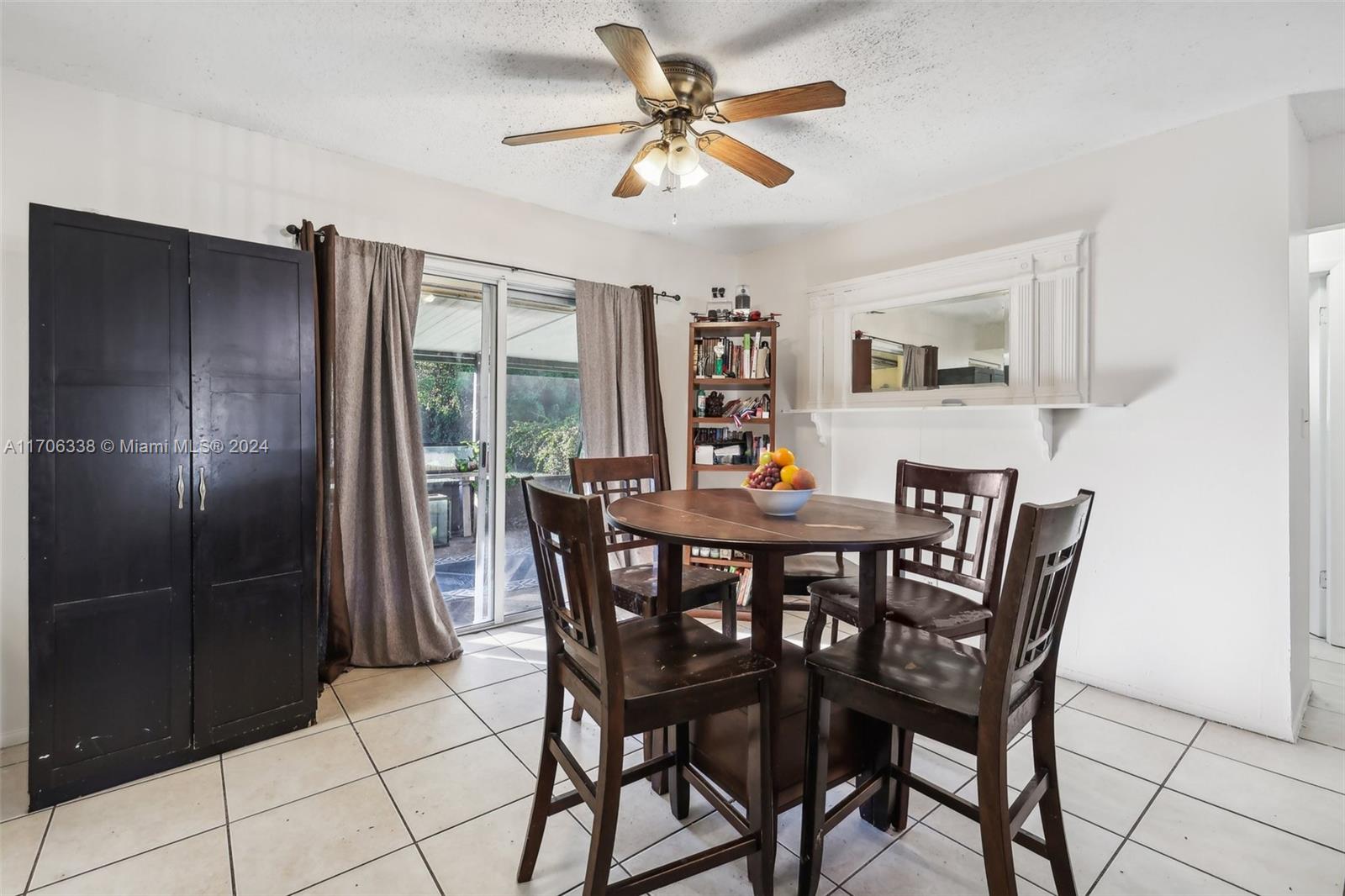 2581 NW 47th Ave