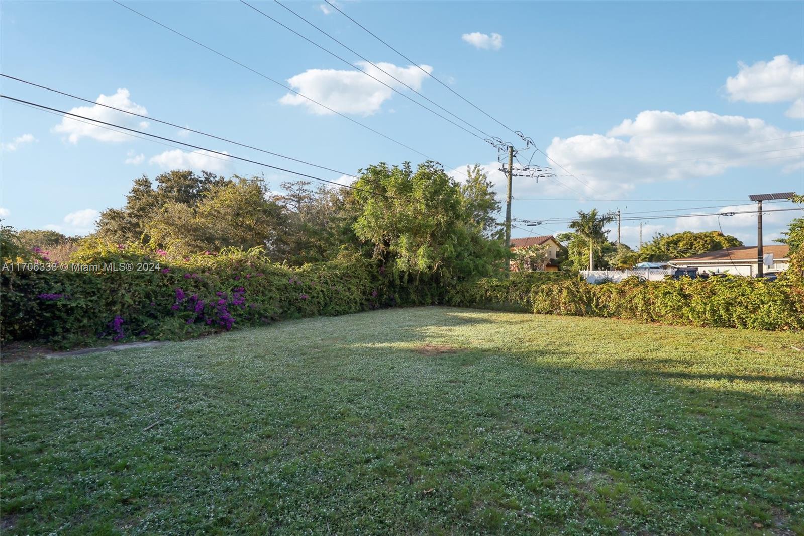 2581 NW 47th Ave