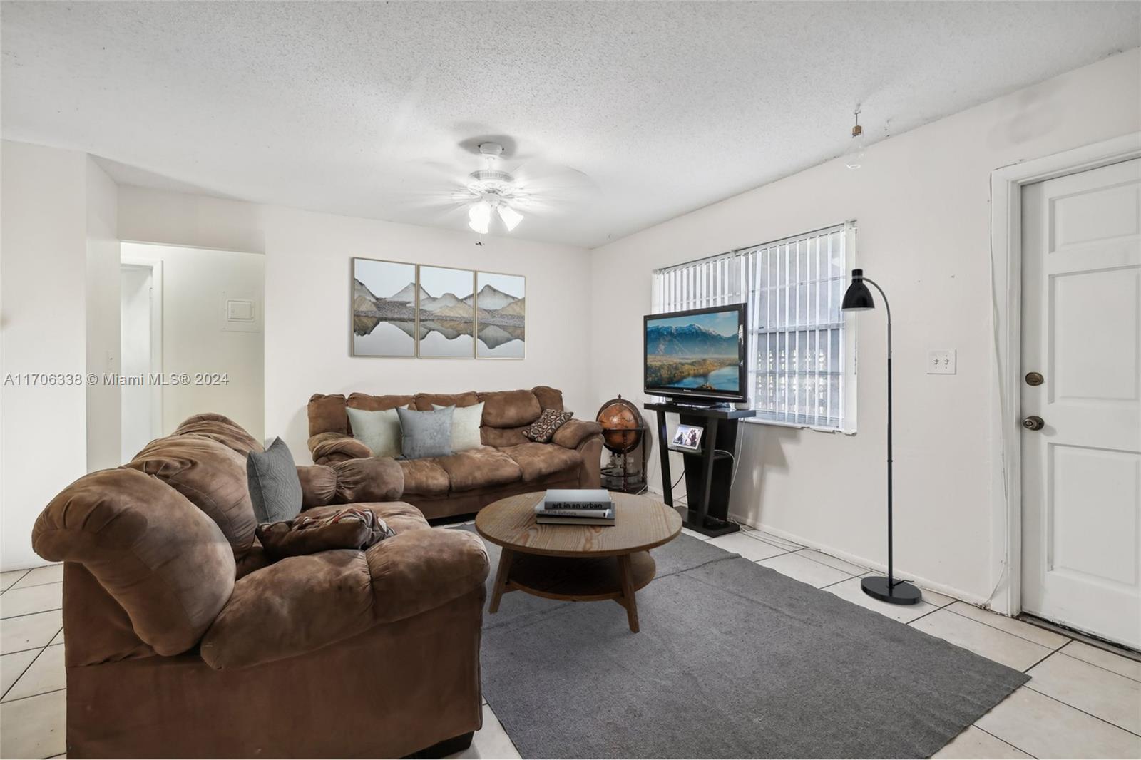 2581 NW 47th Ave