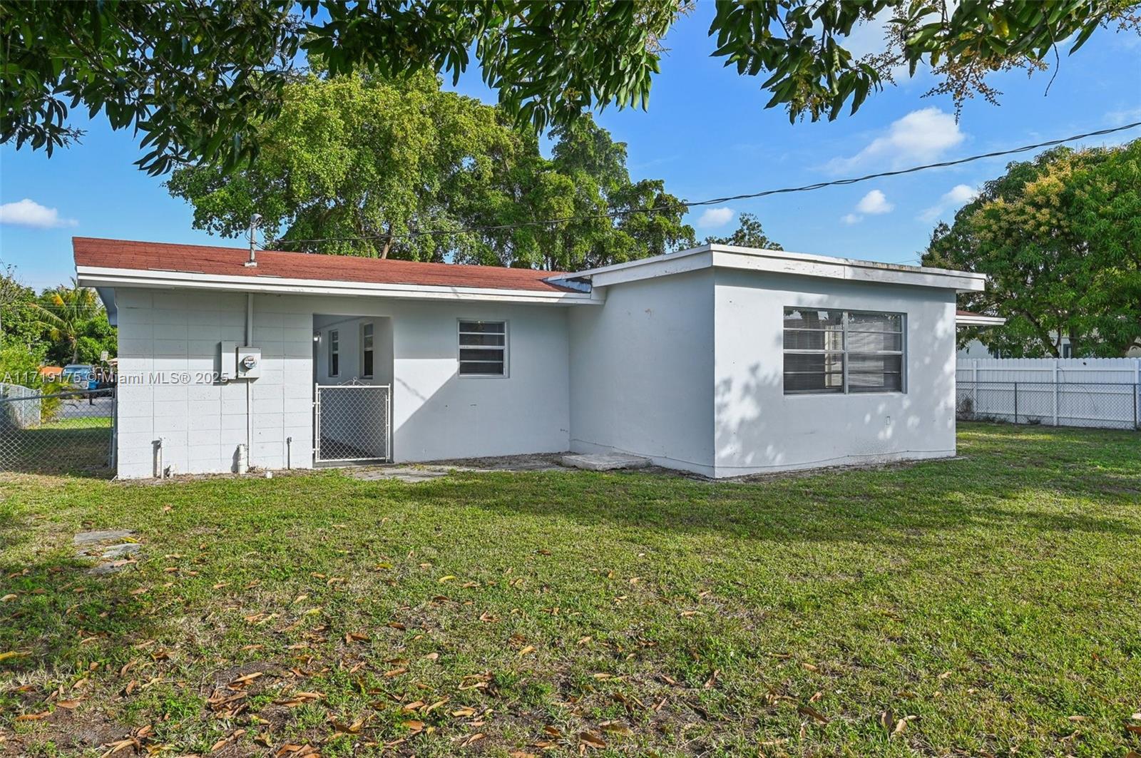 3912 NW 176th Ter