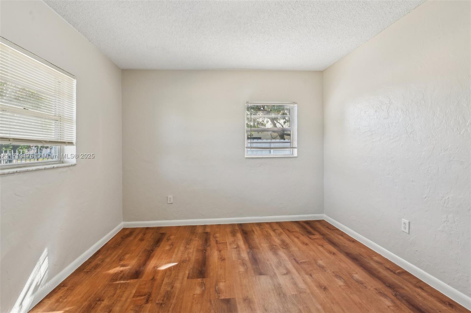 3912 NW 176th Ter