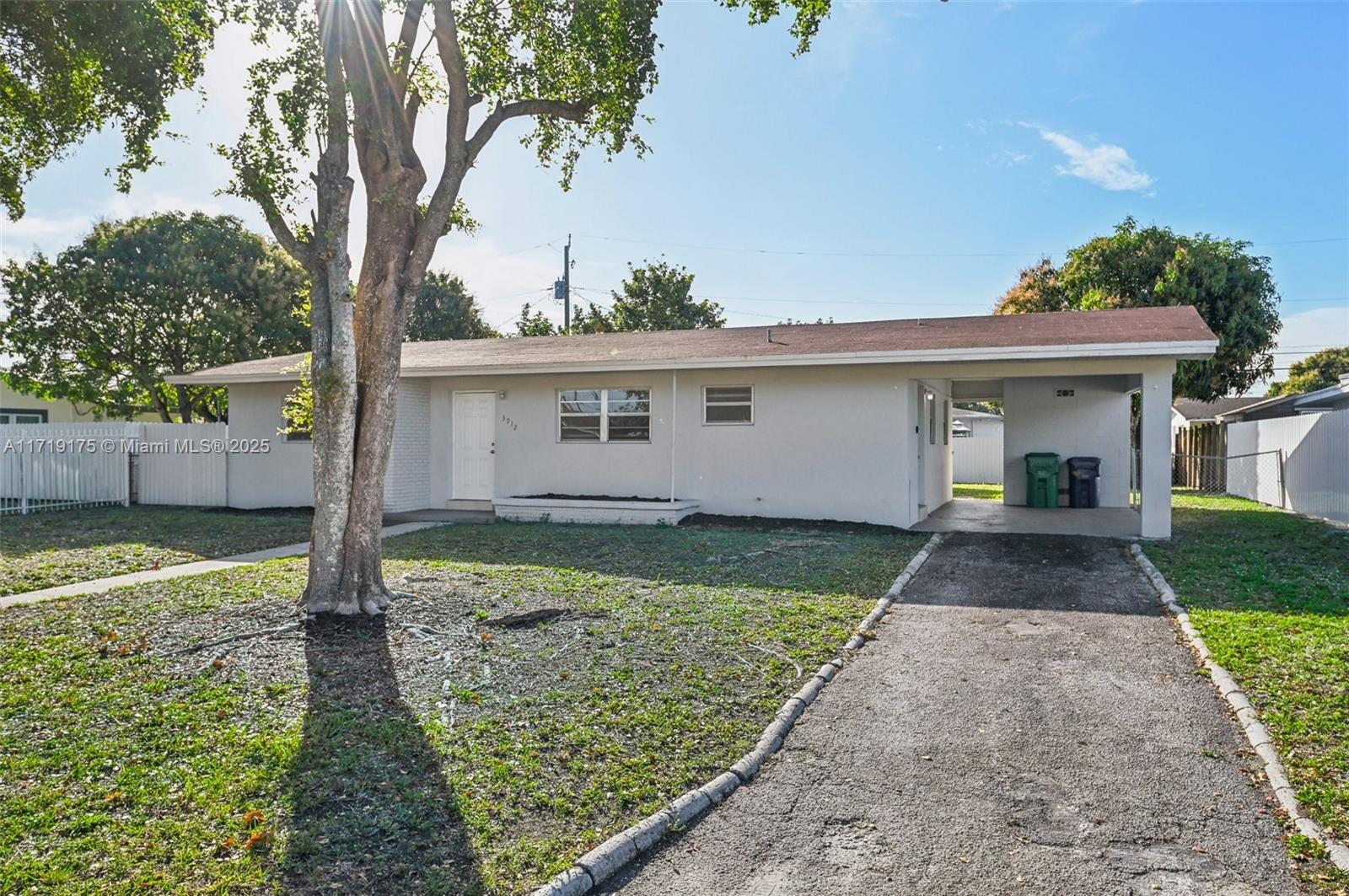 3912 NW 176th Ter