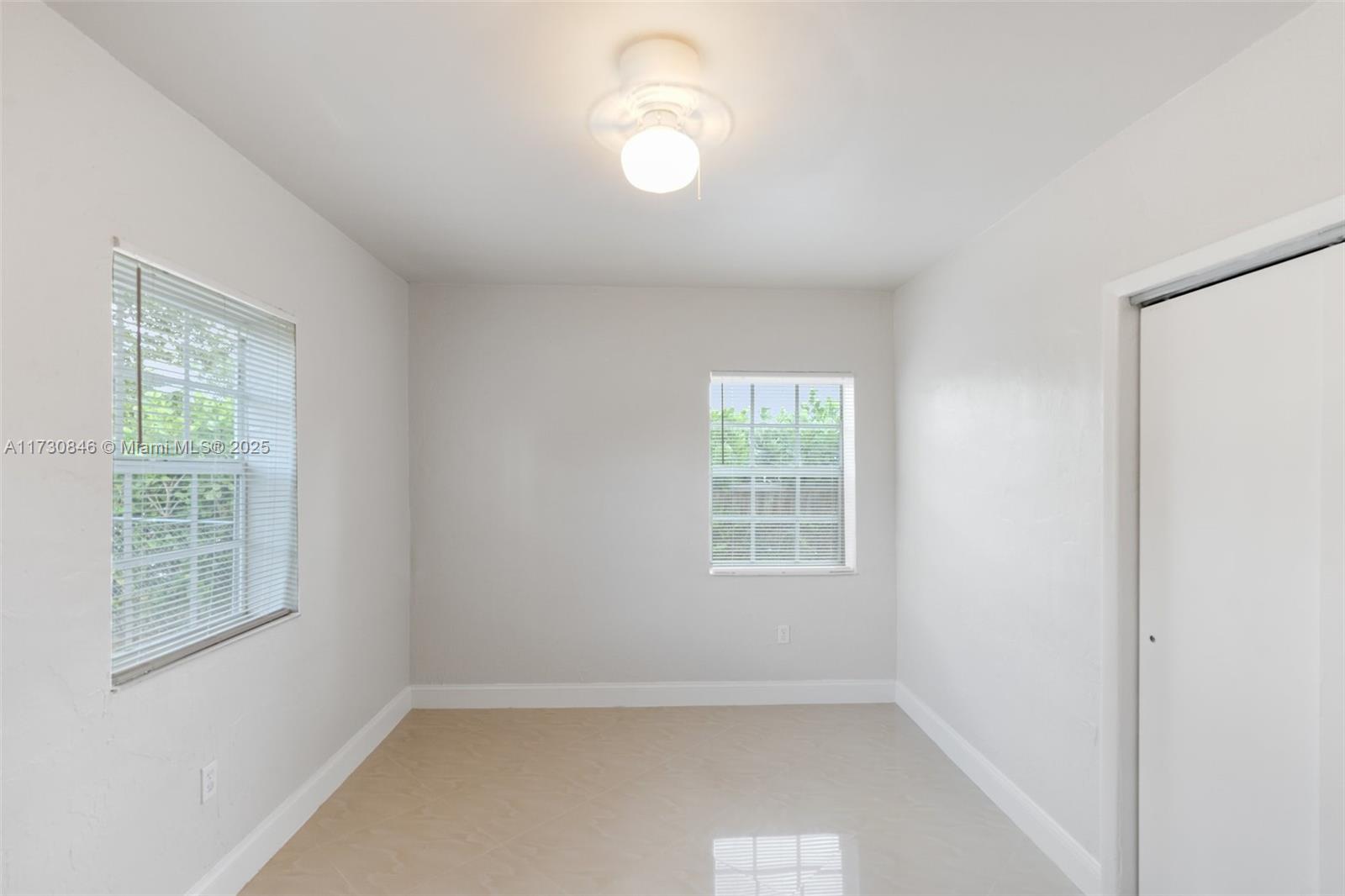 1230 NE 144th St
