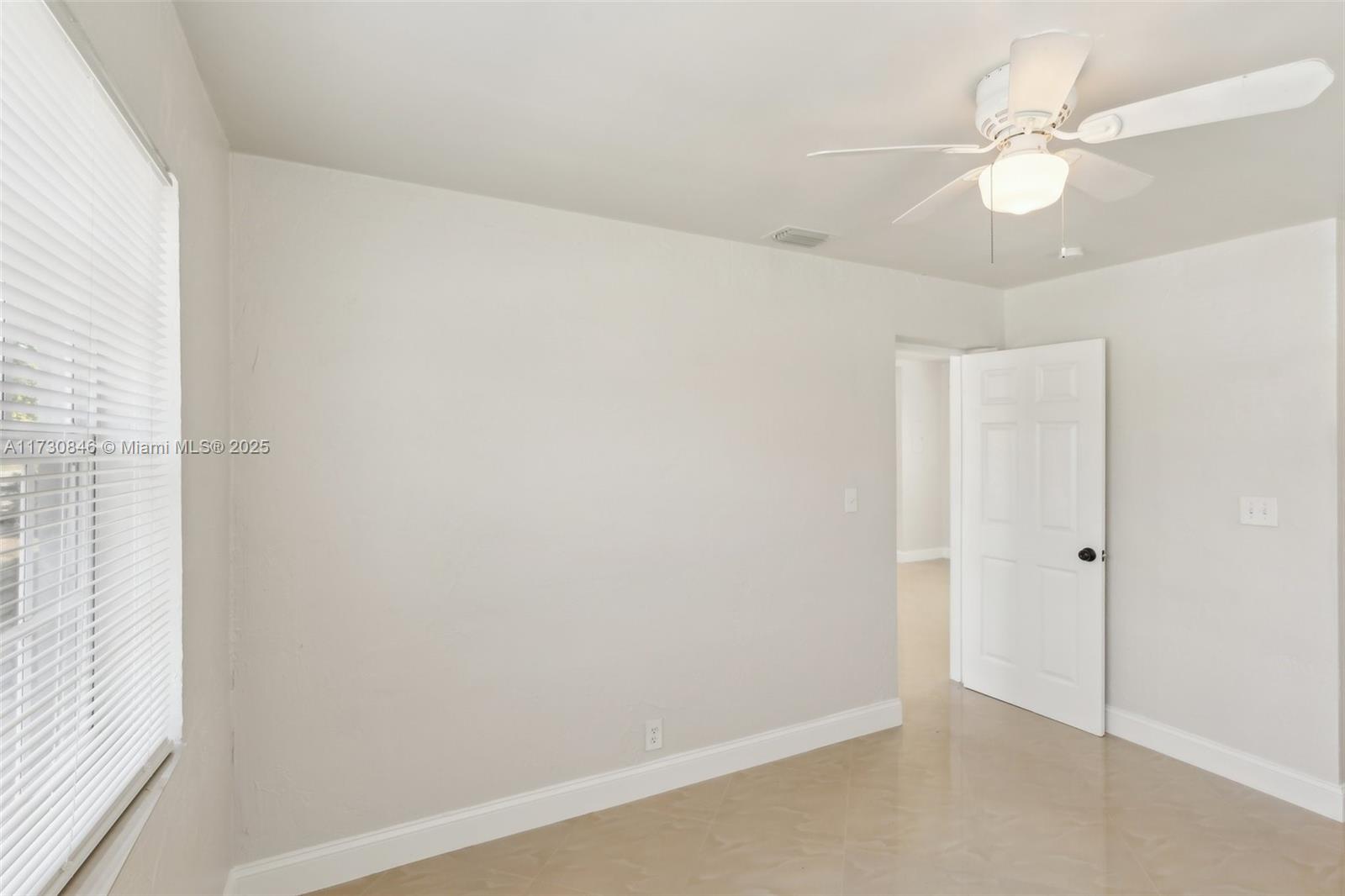1230 NE 144th St