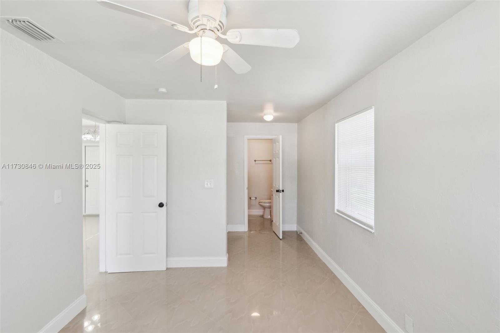 1230 NE 144th St