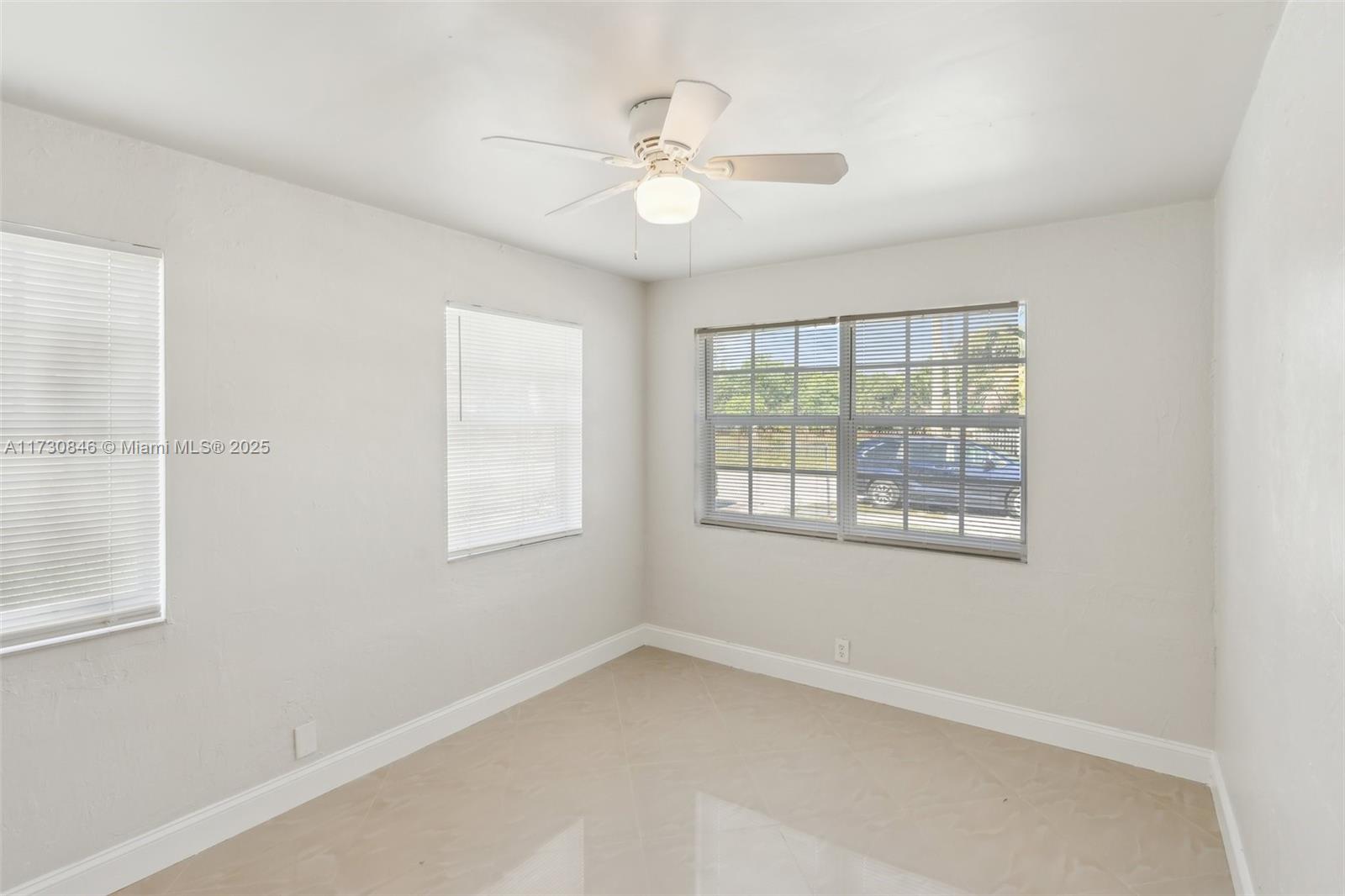 1230 NE 144th St