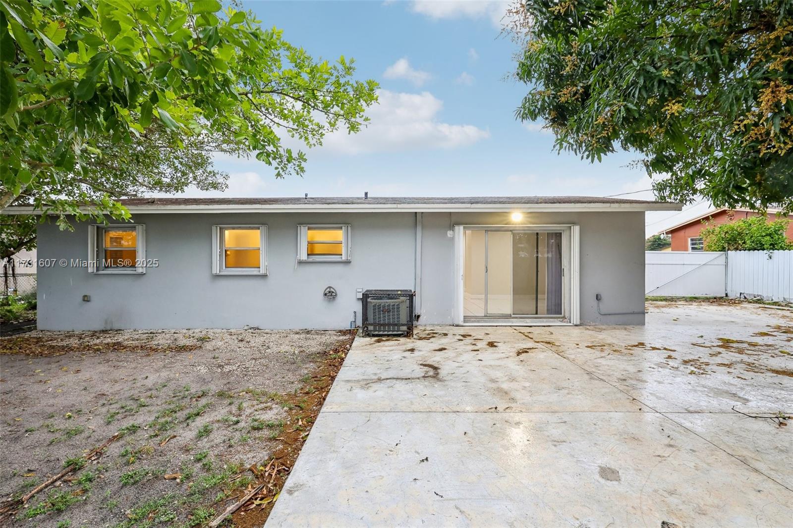 3851 NW 172nd Ter