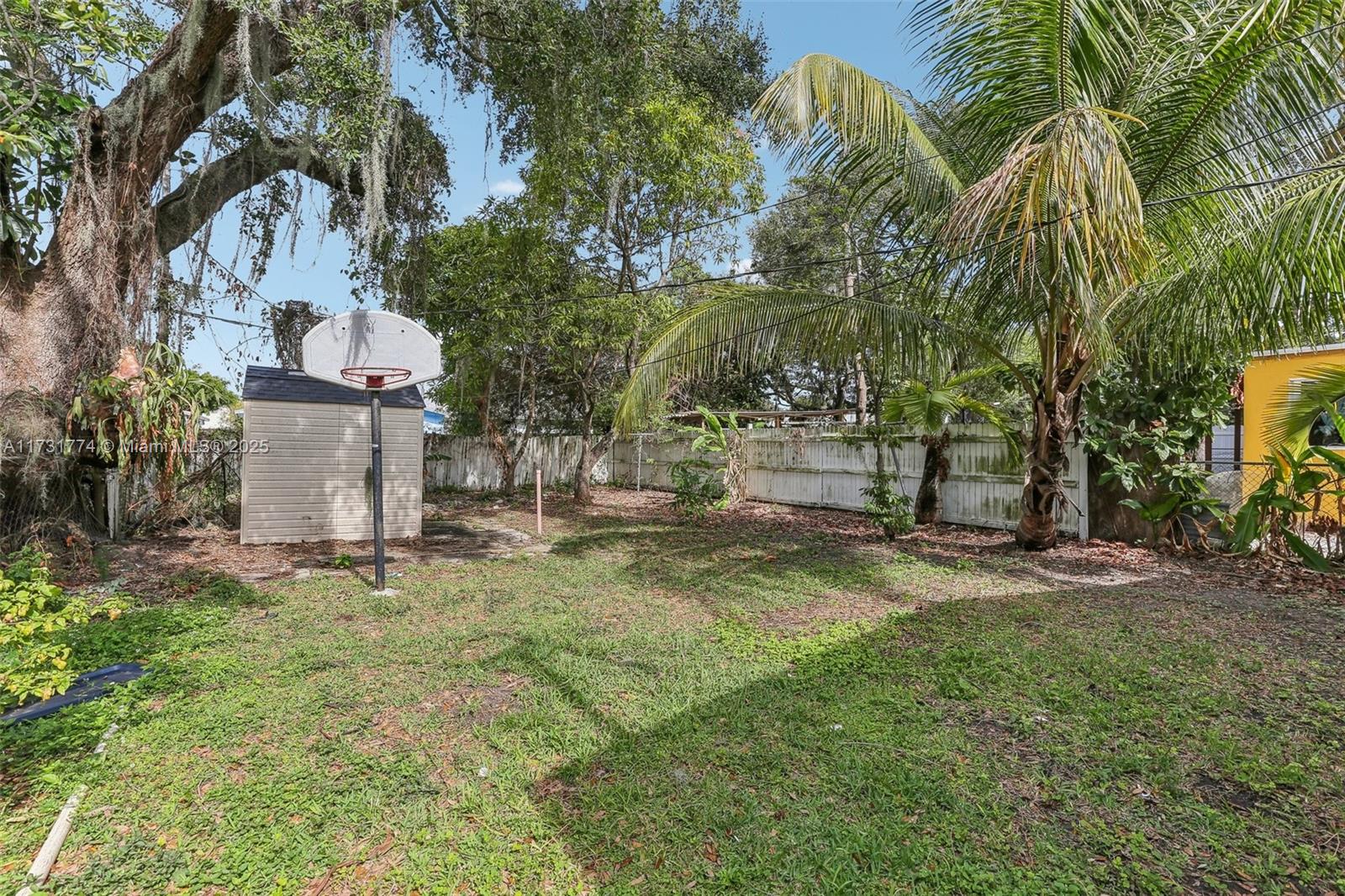 2929 NW 56th St