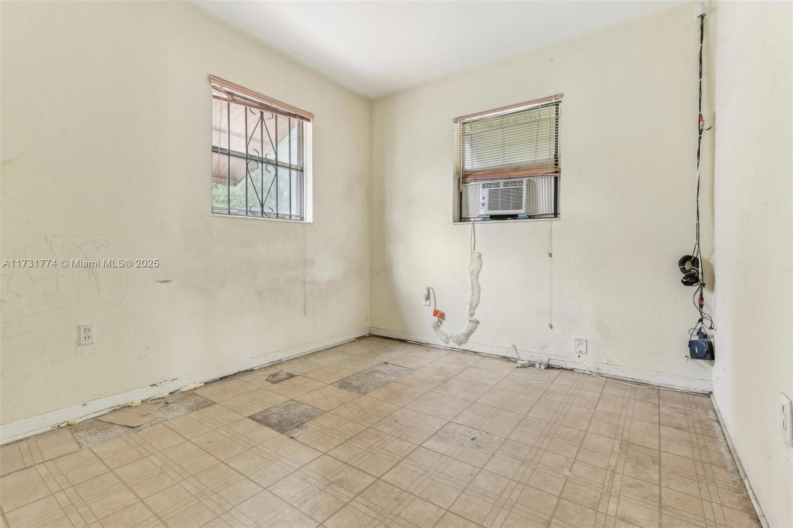 2929 NW 56th St
