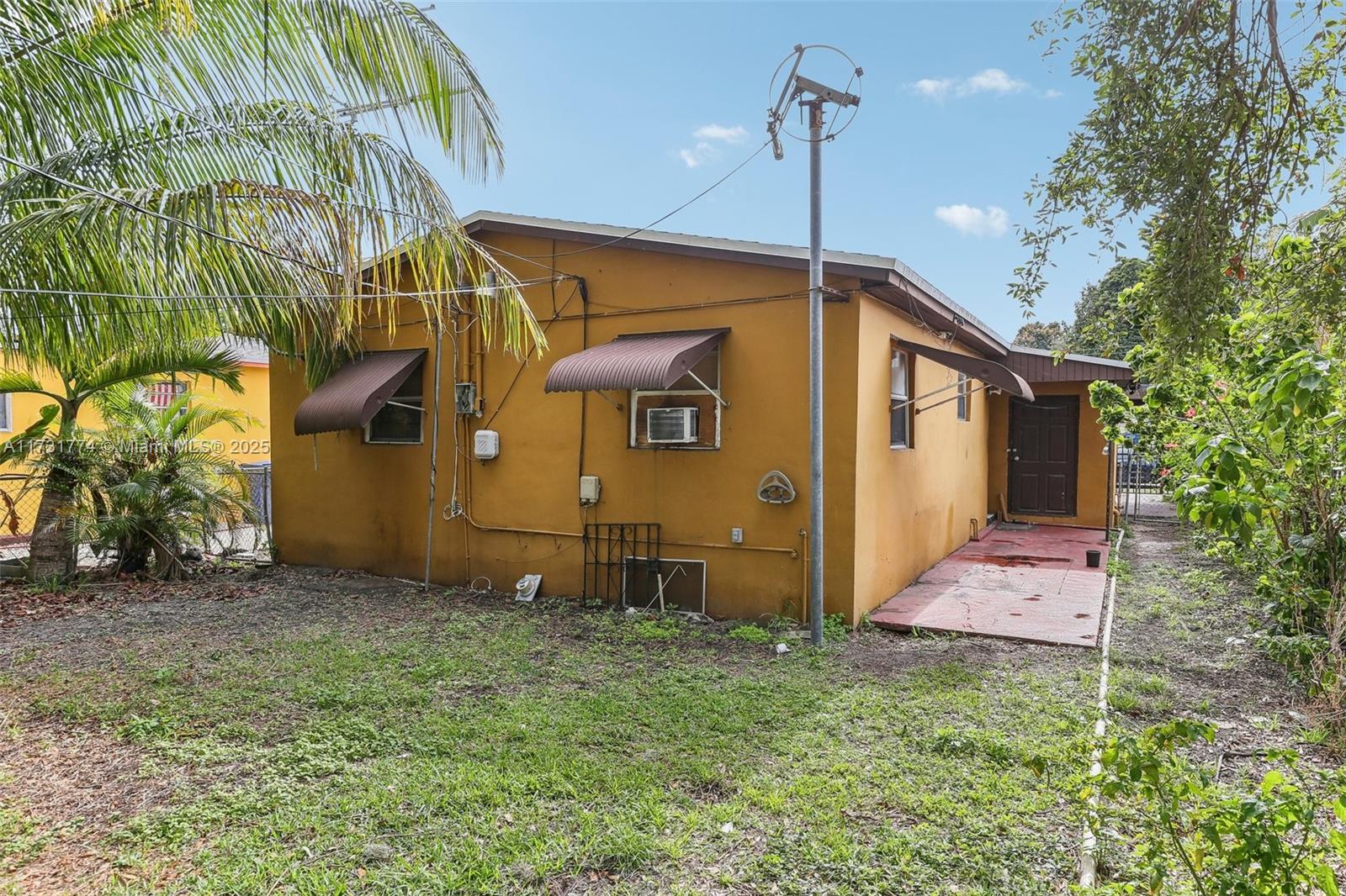 2929 NW 56th St