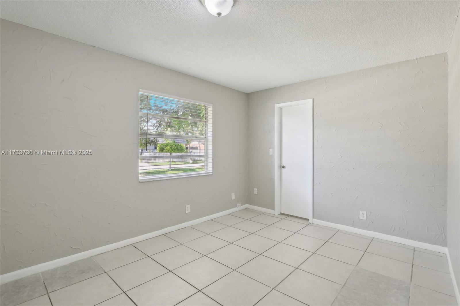 7830 NW 47th St