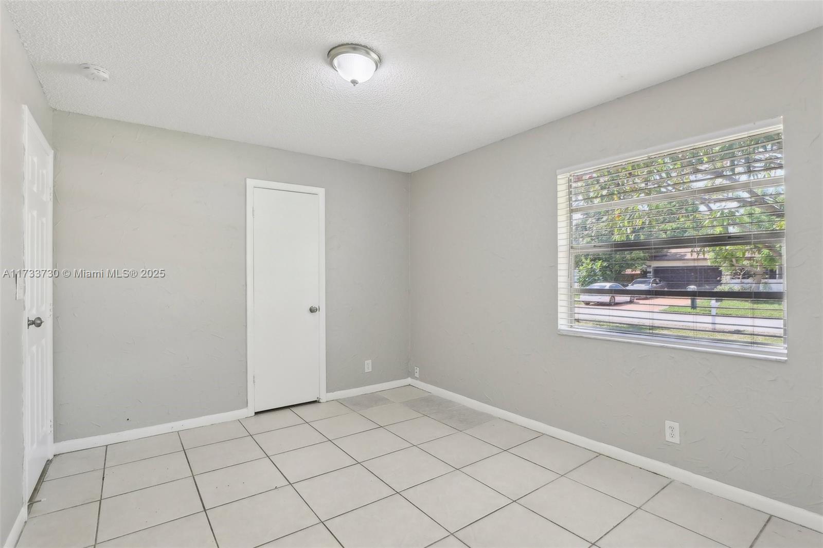 7830 NW 47th St