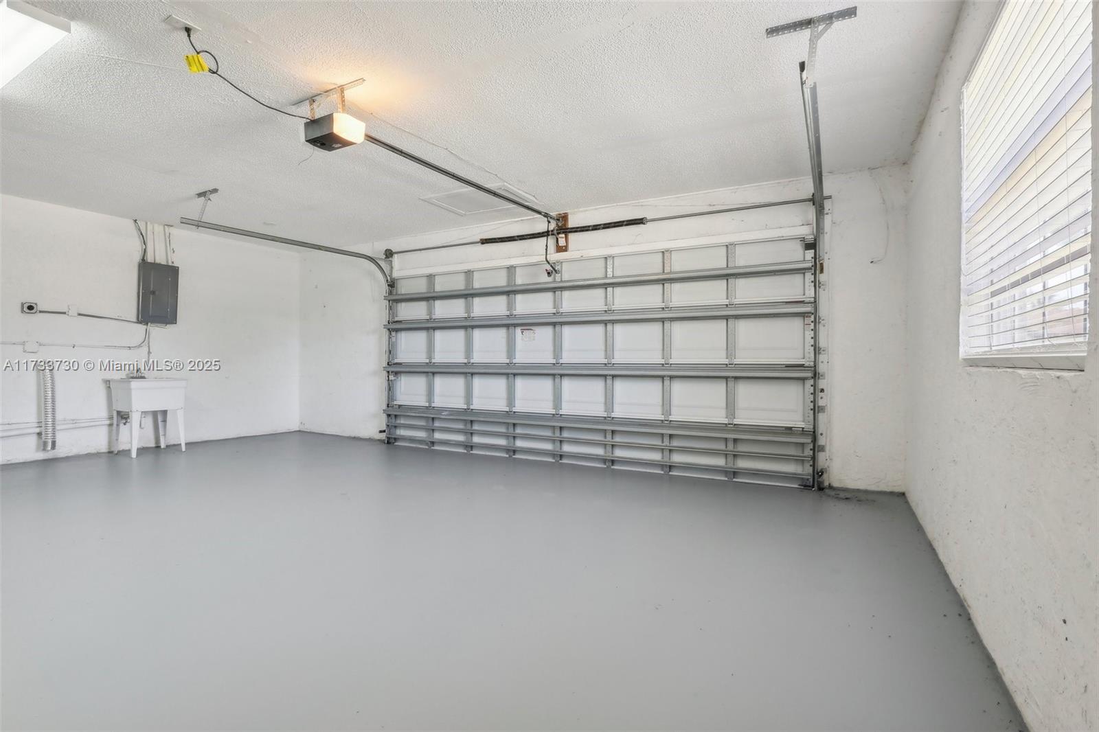 7830 NW 47th St
