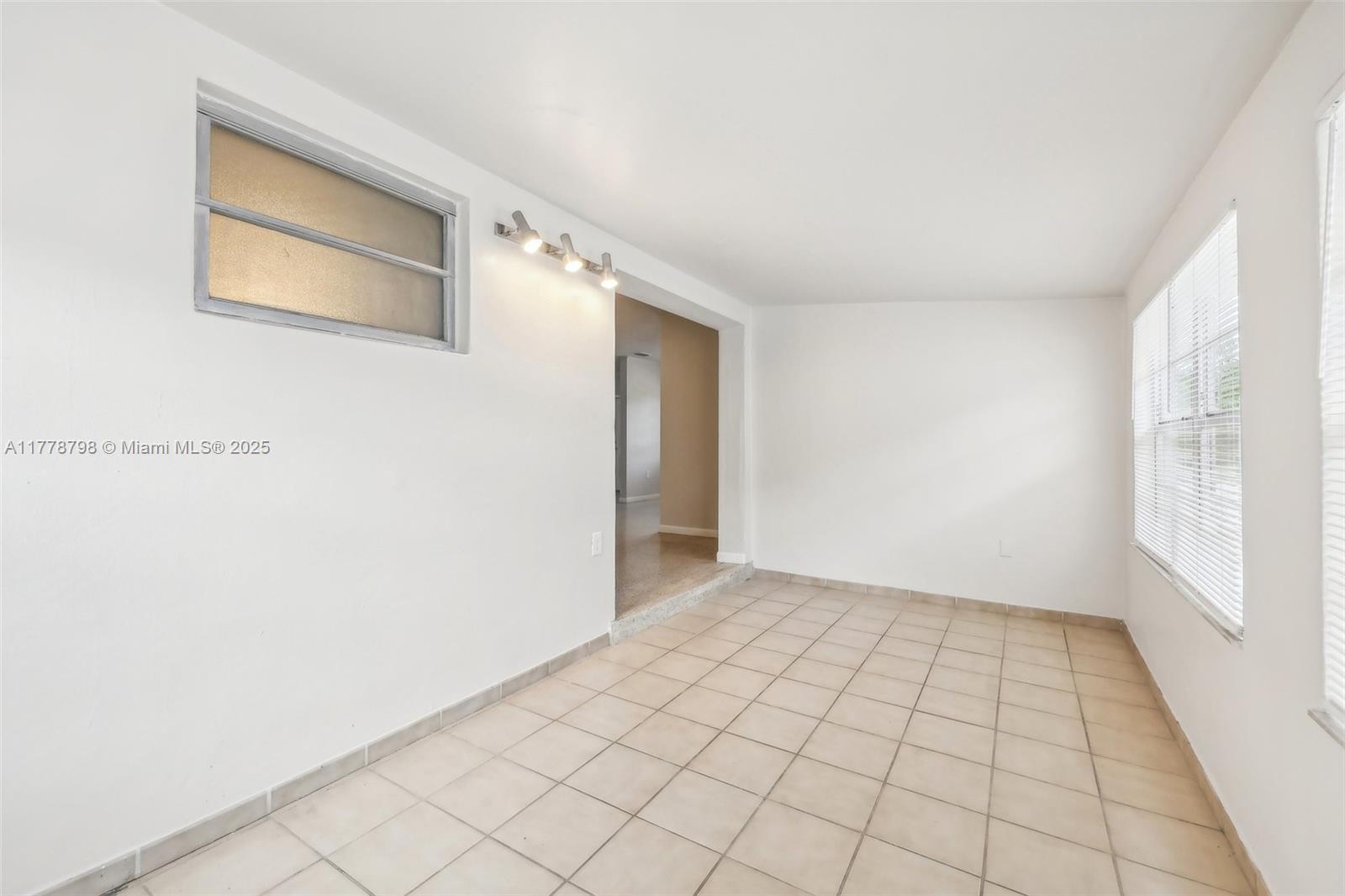2650 SW 76th Ave