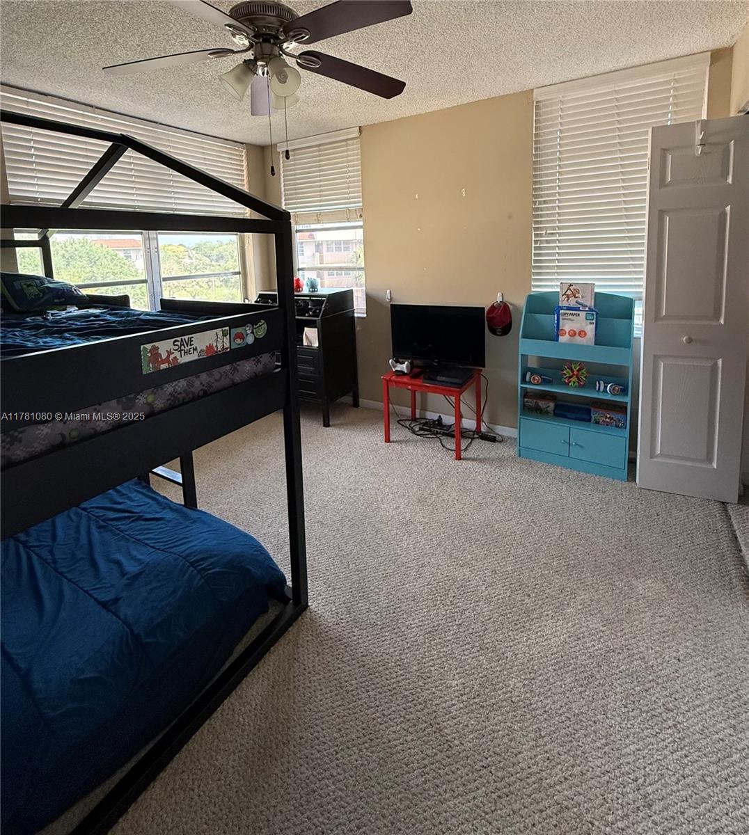9510 Seagrape Dr # 406