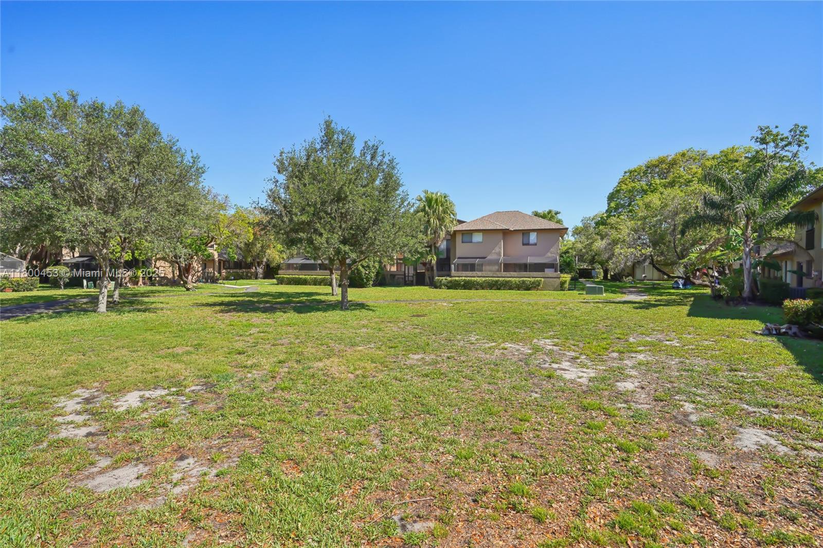 2323 NW 37th Ave