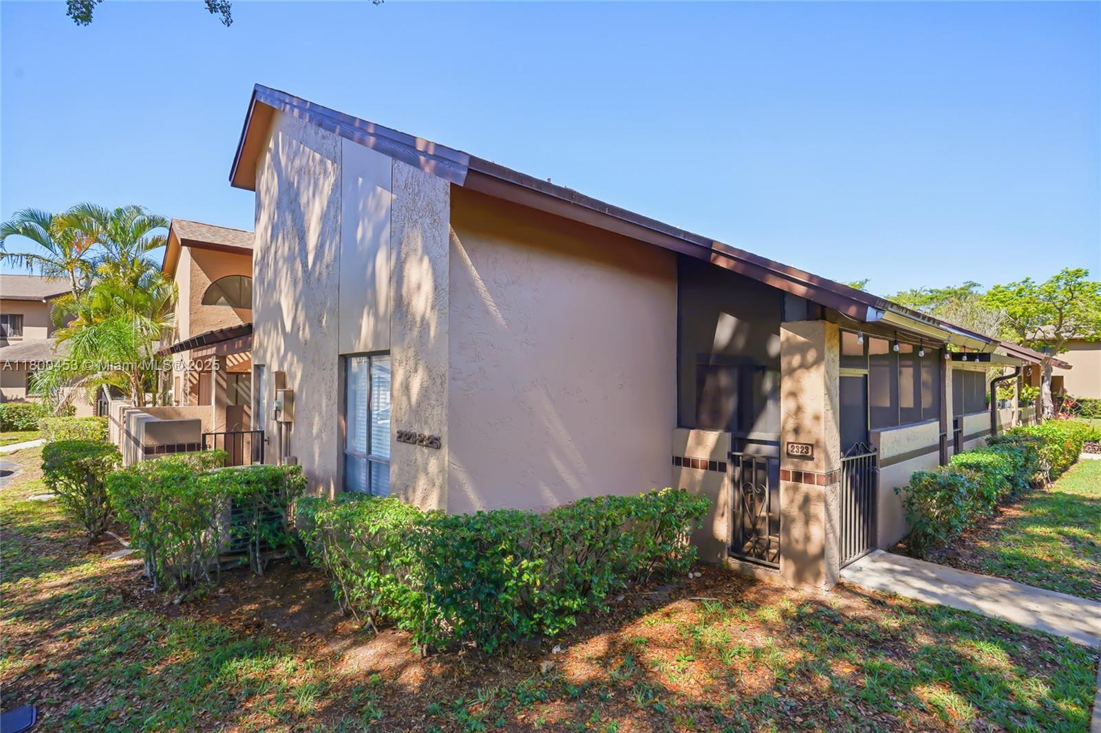 2323 NW 37th Ave
