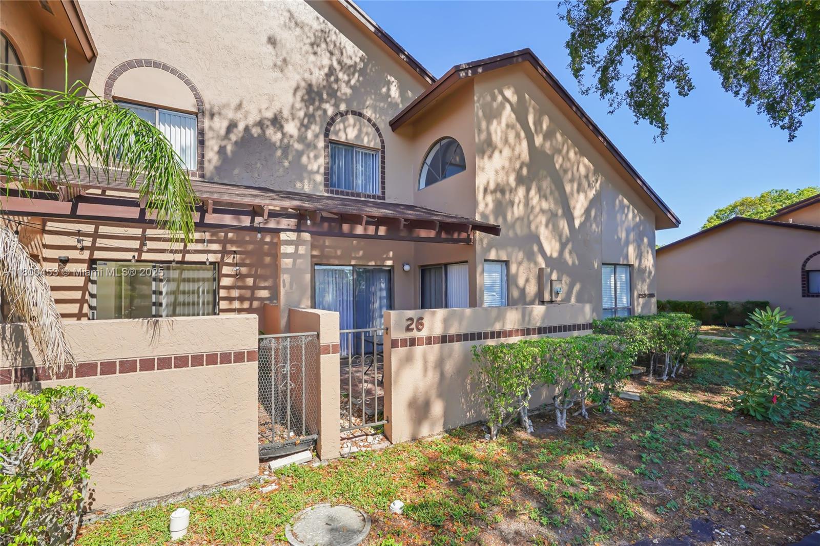 2323 NW 37th Ave